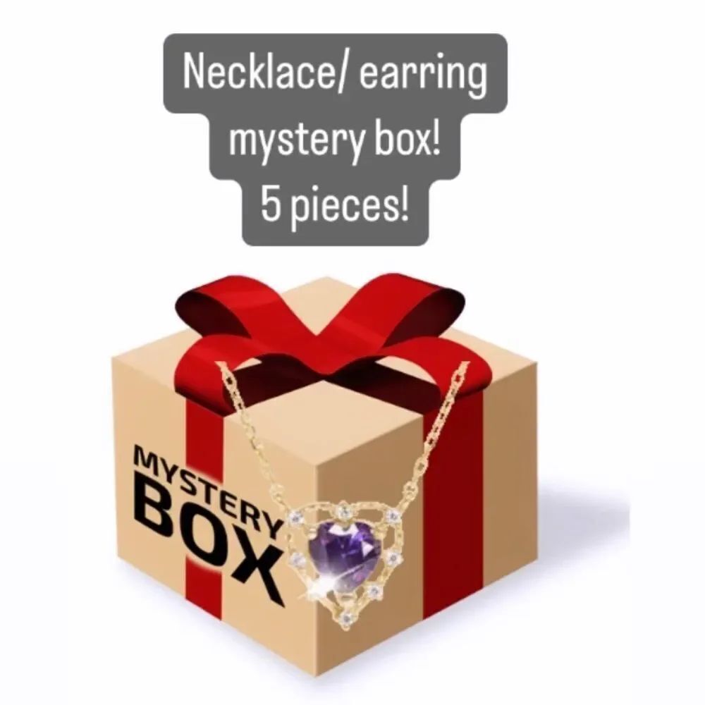 5 pc NEW. Necklaces and earrings mystery box mixed box 5pc total
